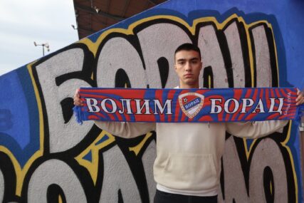 (FOTO) POJAČANJE IZ OMLADINSKOG POGONA Pavle Đajić potpisao profesionalni ugovor sa Borcem