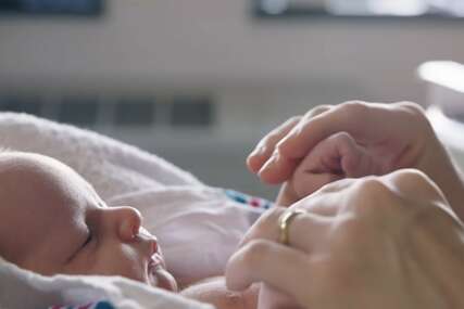 Dobre i zabrinjavajuće vijesti iz porodilišta: Rođeno 18 beba, u 3 grada nije se čuo najradosniji plač