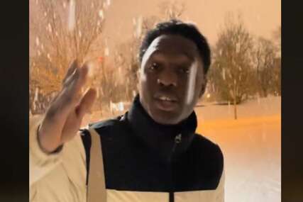 (VIDEO) URNEBESNA REAKCIJA Momak iz Afrike došao u Evropu da studira, pa prvi put u životu vidio snijeg