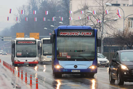 ODLUKA PRED ODBORNICIMA Stanivuković hoće jeftiniji gradski prevoz za 25 odsto, a šta o tome misle prevoznici