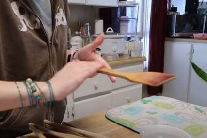 Domaćice se kunu u ovaj genijalan trik: Savjet kako da operete drvene kuvače