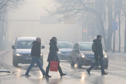 Putevi u Srpskoj mjestimično vlažni: Magla smanjuje vidljivost na nekoliko magistralnih puteva