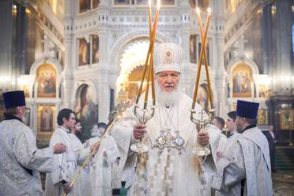 "Vjera u Boga će dovesti do pobjede" Patrijarh Kiril se poklonio ikoni Trojice Andreja Rubljova
