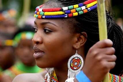 žena iz plemena Zulu