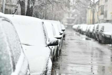 Zimska oluja prijeti Njujorku: Škole prelaze na onlajn nastavu, meteorolozi izdali hitna upozorenja