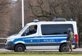 Organizujući RAD NA CRNO utajili oko 10,4 miliona evra: Razbijena banda u Njemačkoj, među uhapšenima i državljani BiH