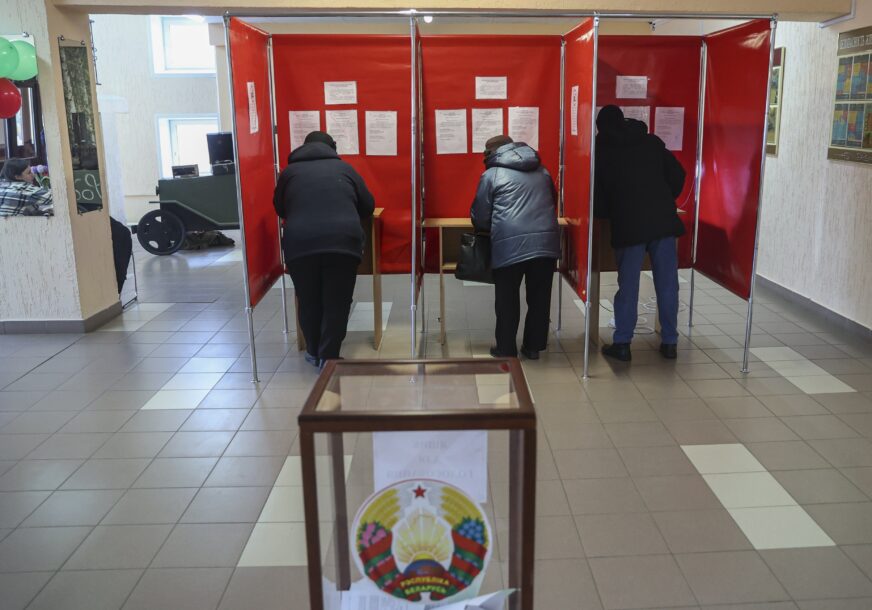 Stejt department osudio izbore: Zatvorena birališta u Bjelorusiji