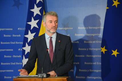 "Možemo pretpostaviti o kome se radi" Forto najavio nove sankcije SAD političarima koji napadaju ustavni poredak BiH