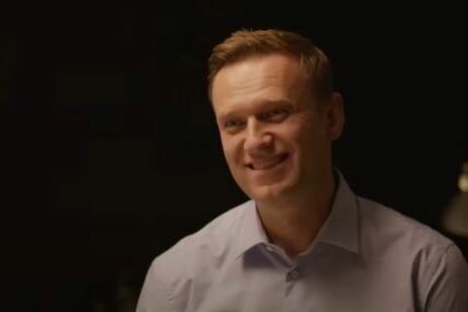 (VIDEO) Objavljen nikad viđeni intervju Alekseja Navaljnog "London pomaže Putinu da čuva prljav novac"