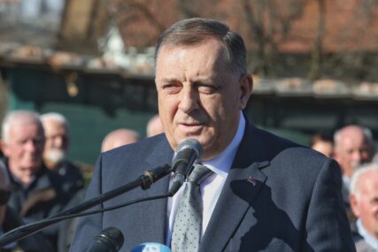 (VIDEO) “Tražimo fabriku za preradu” Dodik otkrio pod kojim uslovima je moguće dozvoliti iskopavanje litijuma na Majevici