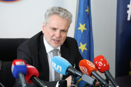 "Presretan sam, budućnost BiH je u Evropskoj uniji" Šef kancelarije EU povodom otvaranja pregovora