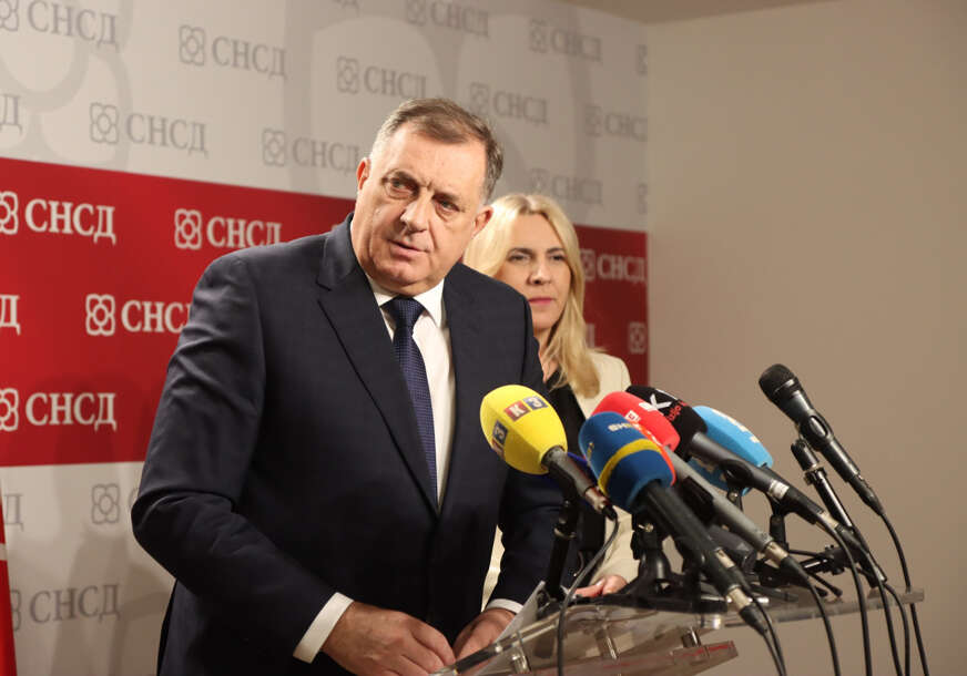 Milorad Dodik za govornicom