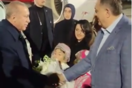 (VIDEO) U isto vrijeme sletjeli su avionom: Dodik i Erdogan doputovali u Antaliju