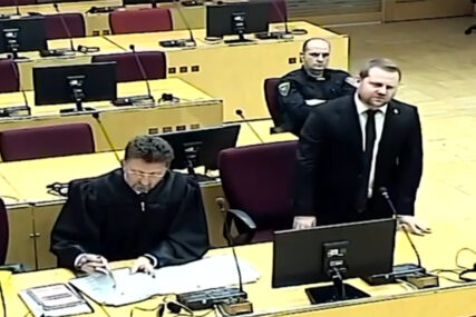 (VIDEO) Ovako je bilo na suđenju Milošu Lukiću: Odbrana tvrdi da ne razumije optužnicu