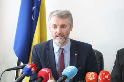 Ministar komunikacija BiH Edin Forto
