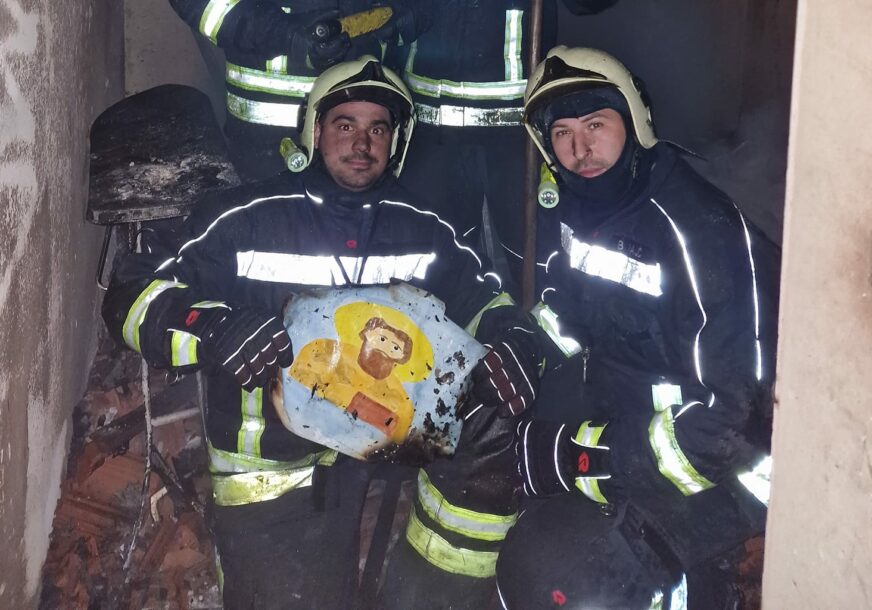 (FOTO) Vatrogasci iz Laktaša svjedočili čudu: Crtež Svetog Save ODOLIO POŽARU