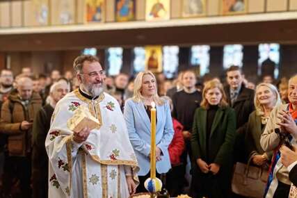 (VIDEO, FOTO) „Srbi su jedan i nedjeljiv narod“ Cvijanovićeva poručila da je okupljanje oko crkve najvjerniji čuvar srpske tradicije