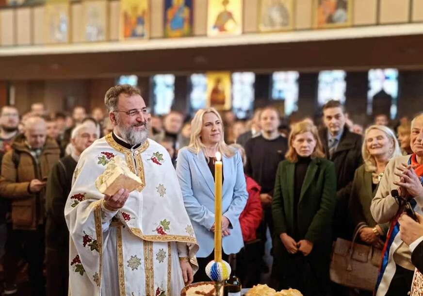 (VIDEO, FOTO) „Srbi su jedan i nedjeljiv narod“ Cvijanovićeva poručila da je okupljanje oko crkve najvjerniji čuvar srpske tradicije