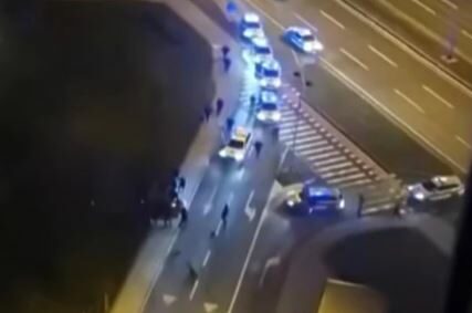 (VIDEO) Filmska potjera u Zagrebu: Više od 10 policijskih vozila jurilo za vozačem koji je bježeći SLETIO SA CESTE