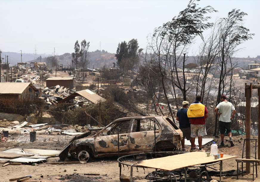 (FOTO) POŽARI OPUSTOŠILI ČILE U vatrenoj stihiji poginulo najmanje 110 ljudi, za 200 se traga, oko 1.600 ostalo bez domova