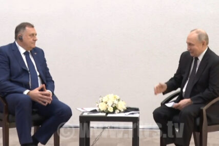 (VIDEO) "Za veliki doprinos razvoju saradnje Rusije i BiH" Putin uručio Dodiku Orden Aleksandra Nevskog