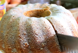 Recept za mađarski kuglof sa orasima: Brzi kolač koji je najukusniji uz kafu i čaj