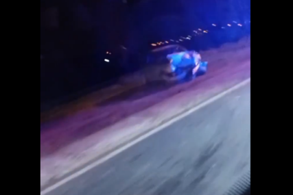 (VIDEO) "Prednji dio automobila je potpuno uništen" Teška saobraćajna nesreća, na terenu VATROGASCI, HITNA I POLICIJA
