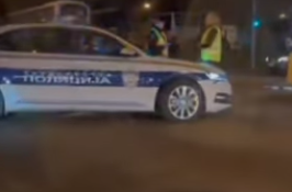 (VIDEO) "Automobili su smrskani, dijelovi su rasuti po asfaltu" Sudar dva vozila, policija obavlja uviđaj