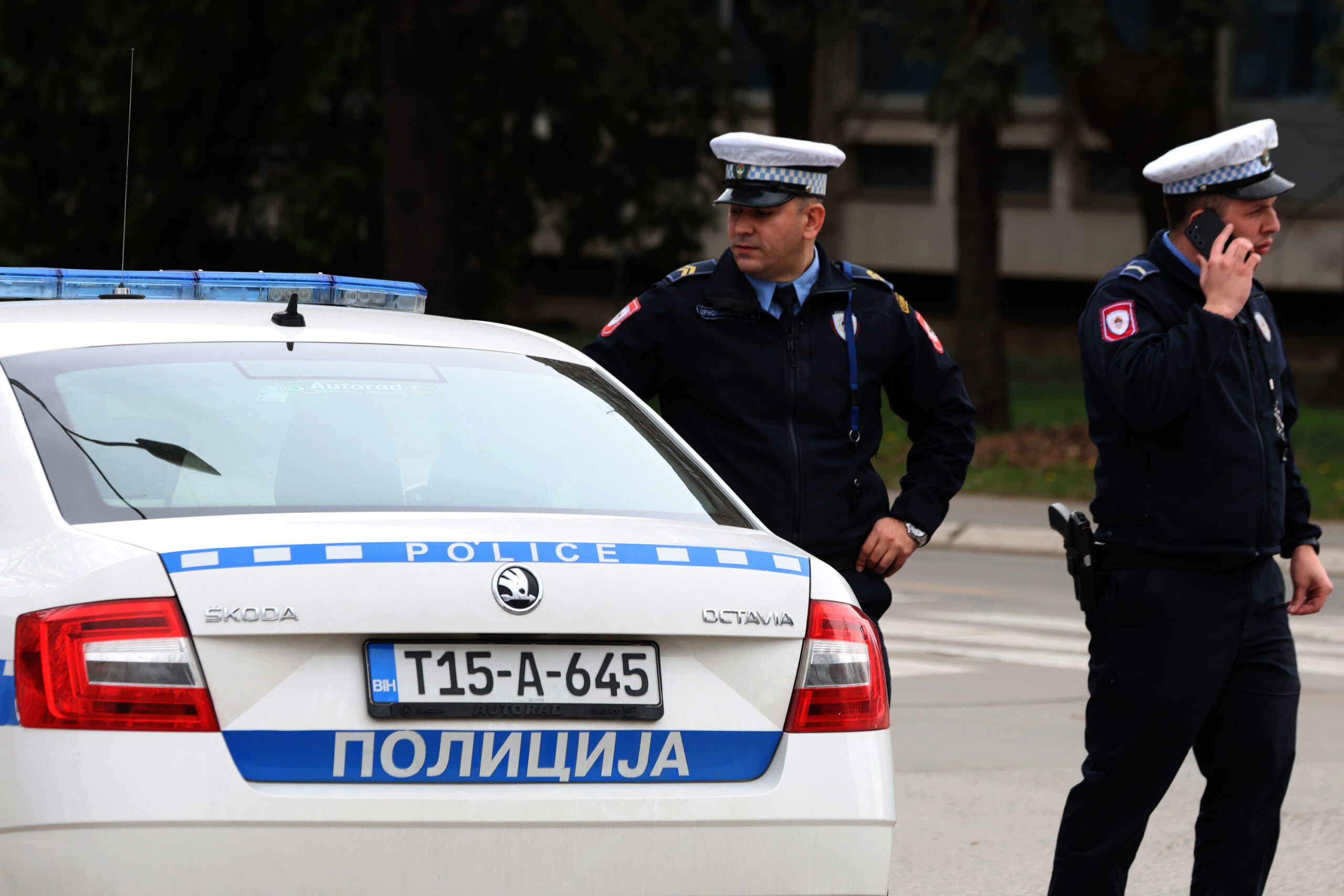 Težak sudar u Mrkonjić Gradu: Učestvovali autobus i kamion, saobraćaj otežan