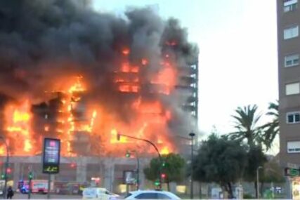 Požar na zgradi u Valensiji