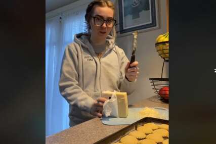 (VIDEO) Trik koji štedi vrijeme i živce: Djevojka objasnila kako se pravilno renda sir