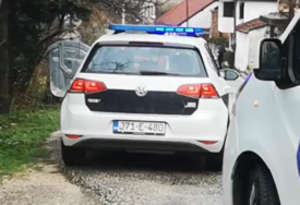 SAOBRAĆAJ ODMAH OBUSTAVLJEN Poginula osoba u teškoj saobraćajki kod Stoca, petoro ih teško povrijeđeno