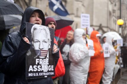 Protest zbog Džulijana Asanža u Londonu