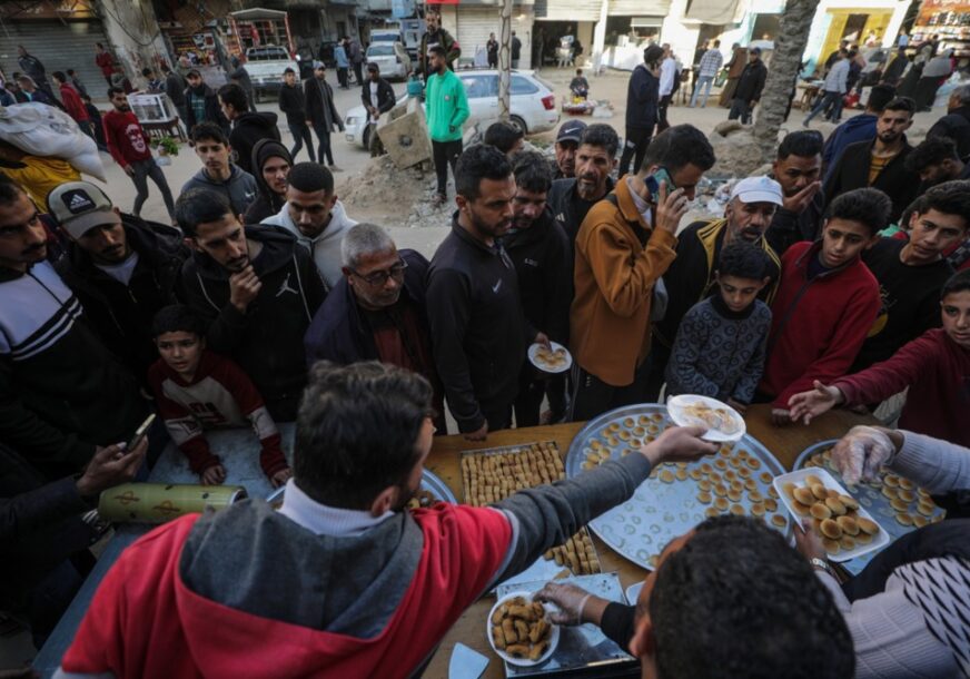 "Želimo da im osiguramo pristup hrani i lijekovima" Njemačka se pridružuje vazdušnom ispuštanju pomoći za Gazu