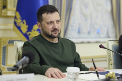 "Ne može da ostavi svoju zemlju bez tako moćnog oružja" Zelenski kritikovao Šolca što ne šalje Ukrajini rakete Taurus