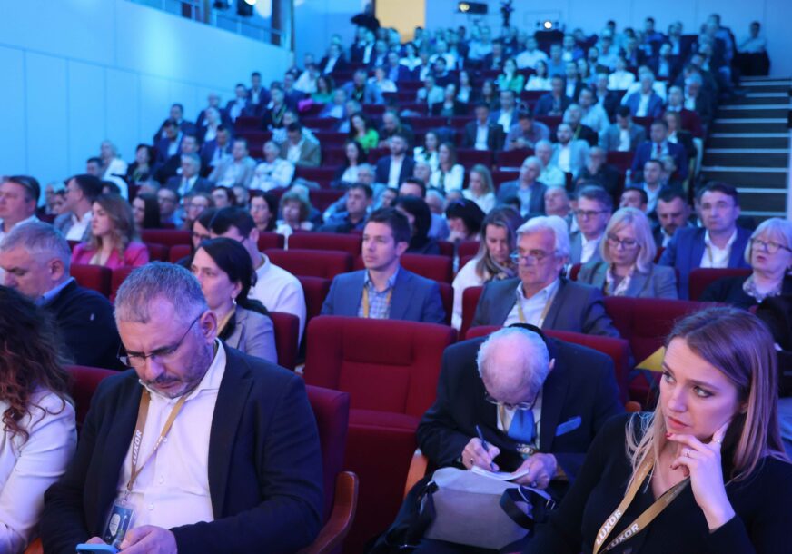 drugi panel na samitu energetike u Trebinju
