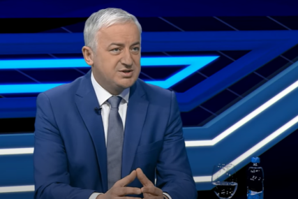 (VIDEO) "Nije Srpska Dodik" Borenović tvrdi da je pitanje da li će SNSD postojati nakon izbora