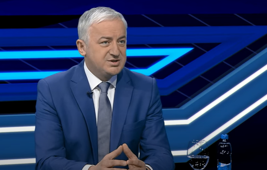 (VIDEO) "Nije Srpska Dodik" Borenović tvrdi da je pitanje da li će SNSD postojati nakon izbora