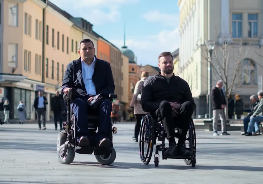 Dejan Trninić i Zoran Vujin u invalidskim kolicima