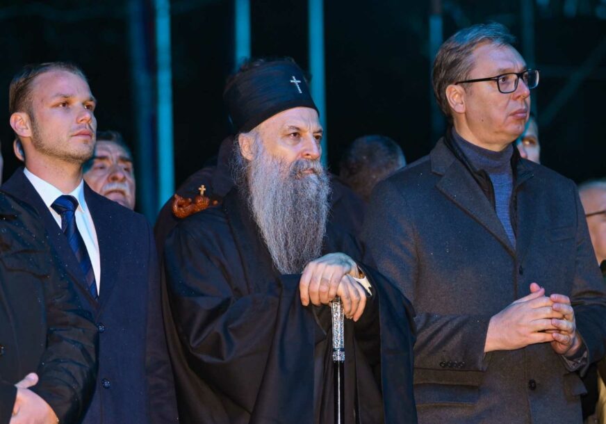 "Ostavilo je DUBOK TRAG u mnogim životima" Stanivuković sa Vučićem i patrijarhom Porfirijem na obilježavanju godišnjice od NATO bombardovanja
