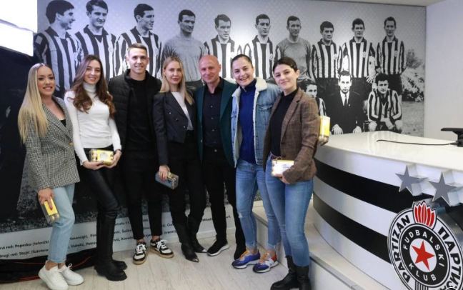 Dulja i Marković čestitaju 8. mart ženama