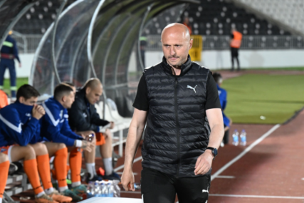 ŠOK IZ HUMSKE Partizan smijenio Duljaja, Albert Nađ vodi crno-bijele do kraja sezone