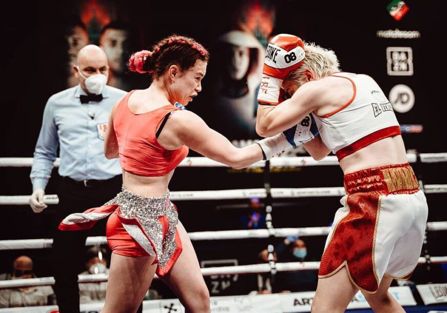 Nina Pavlović tokom boks meča