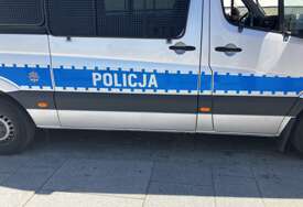 POLITIČKA KRIZA U POLJSKOJ ESKALIRALA Policija raspoređena oko Ustavnog suda, rukovodstvo tvrdi da je riječ o pokušaju državnog udara