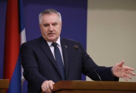 “NEĆEMO PODLEĆI PRITISCIMA” Premijer RS reagovao na američke sankcije i poručio da SAD pokušava UKINUTI Srpsku