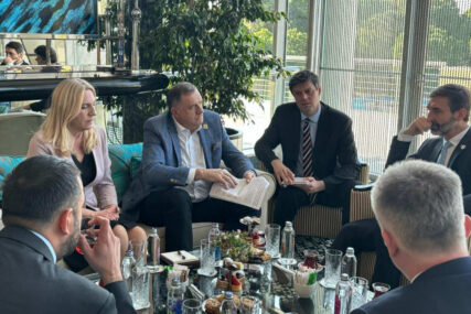(FOTO) Drugi dan foruma u Antaliji: Dodik i Cvijanovićeva sa ministrom inostranih poslova Slovačke