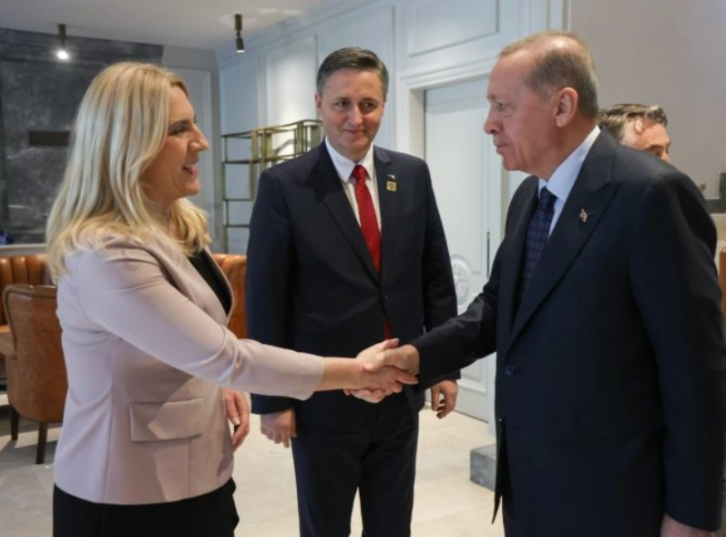 "Saglasni da je dijalog u BiH jedini put ka dugoročnoj stabilnosti" Cvijanovićeva čestitala Erdoganu na uspješno organizovanom Diplomatskom forumu u Antaliji