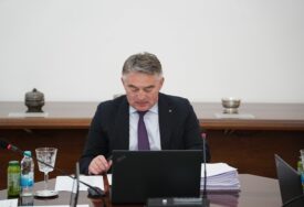 "Mete su definisane" Komšić tvrdi da Deklaracija Svesrpskog sabora predstavlja platformu za novi sukob