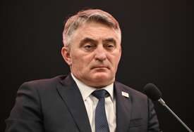 "On živi u naivnom uvjerenju da Tramp uopšte zna da postoji" Komšić istakao da je ono što Dodik radi "TAKTIKA KUVANJA ŽABE"