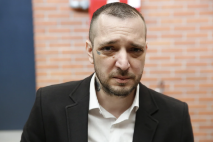 (FOTO) HAOS NA SUĐENJU MARJANOVIĆU Advokati rekli da Zoran neće odgovarati na pitanja, a onda ušli u SUKOB SA SUDIJOM